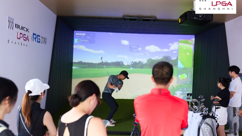 高光不止在賽場(chǎng)｜如歌高爾夫模擬器鷹眼Ⅲ讓別克LPGA更近、更真、更燃！